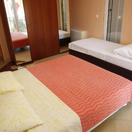 Hotel Vila Nara Vodice Esterno foto