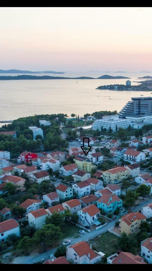 Hotel Vila Nara Vodice Esterno foto
